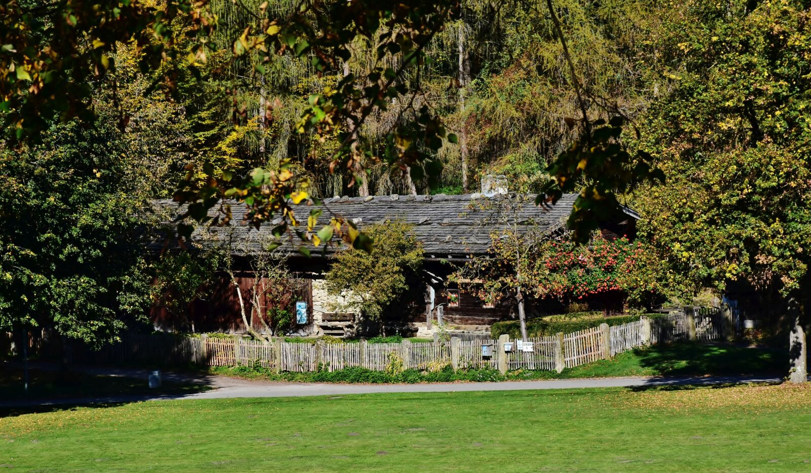 Nikon D7200 sample photo. Farmhouse, old, historically photography