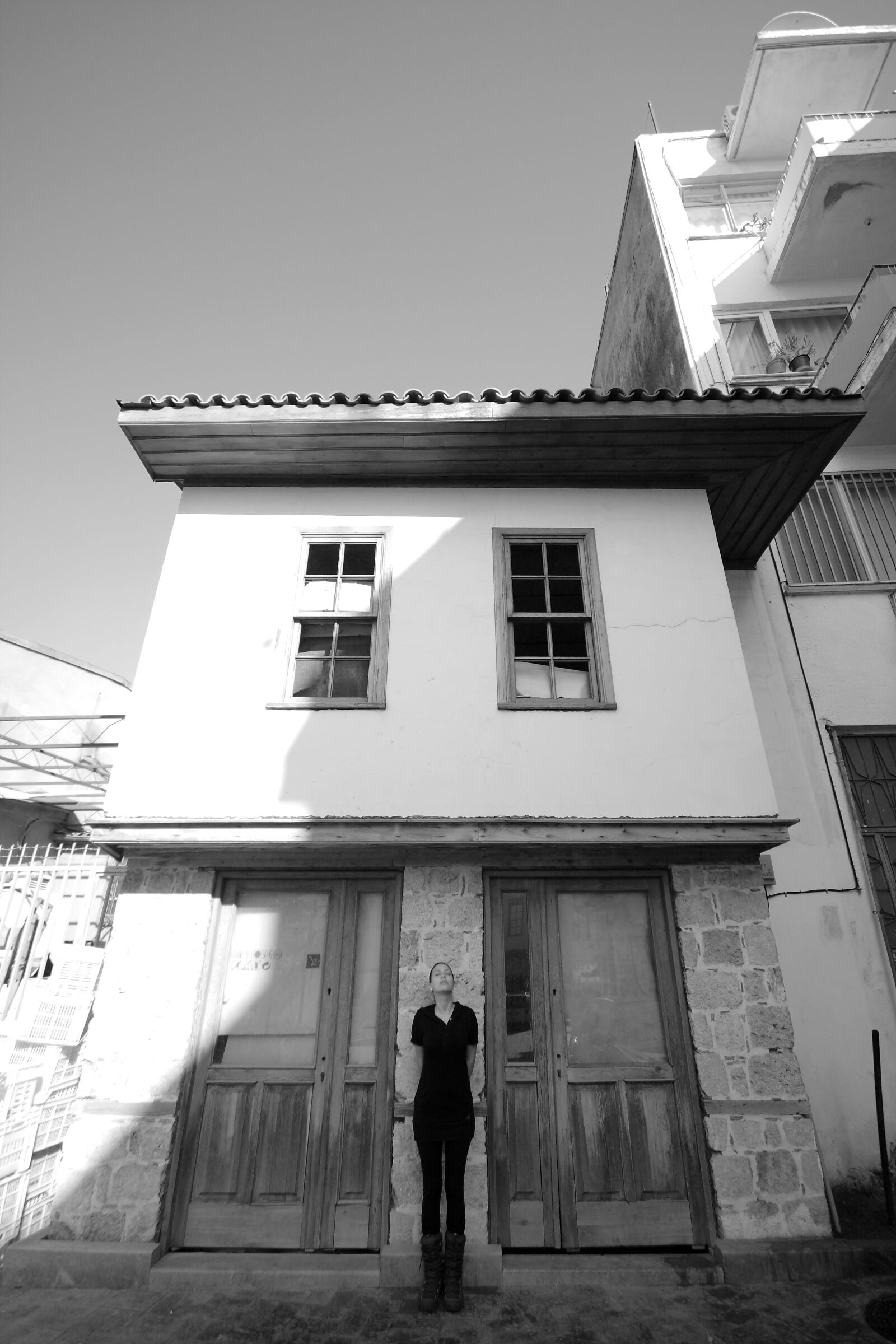 Canon EOS 40D sample photo. Old, building, home photography