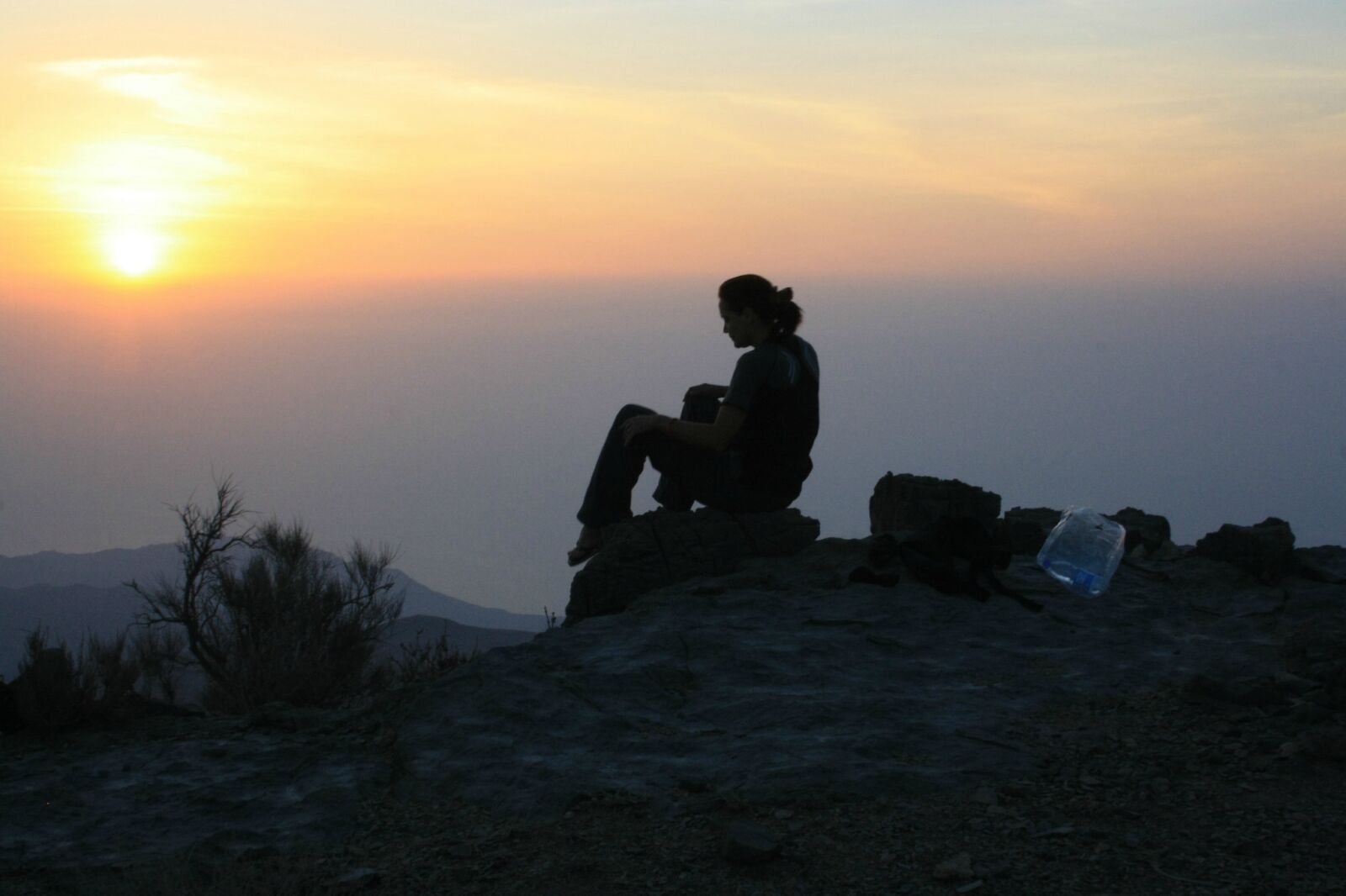 Canon EOS 1000D (EOS Digital Rebel XS / EOS Kiss F) sample photo. Sunrise, silhouette, nature photography