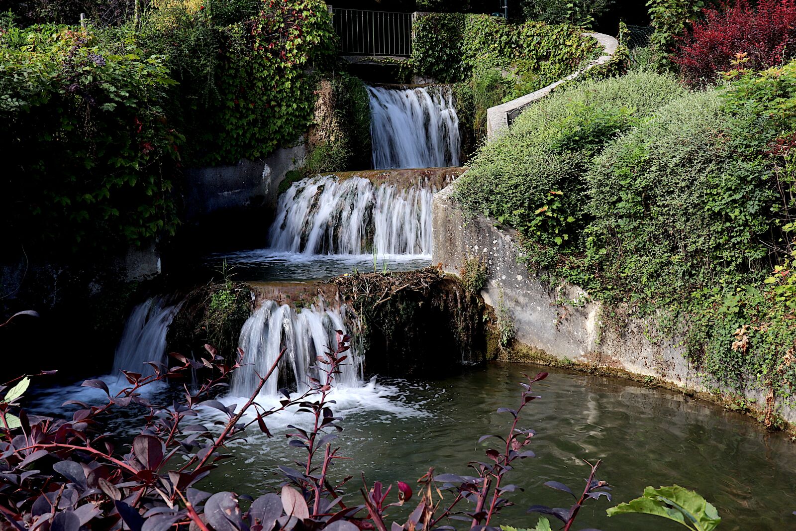Canon EF-S 18-55mm F4-5.6 IS STM sample photo. Cascade, water, flow photography