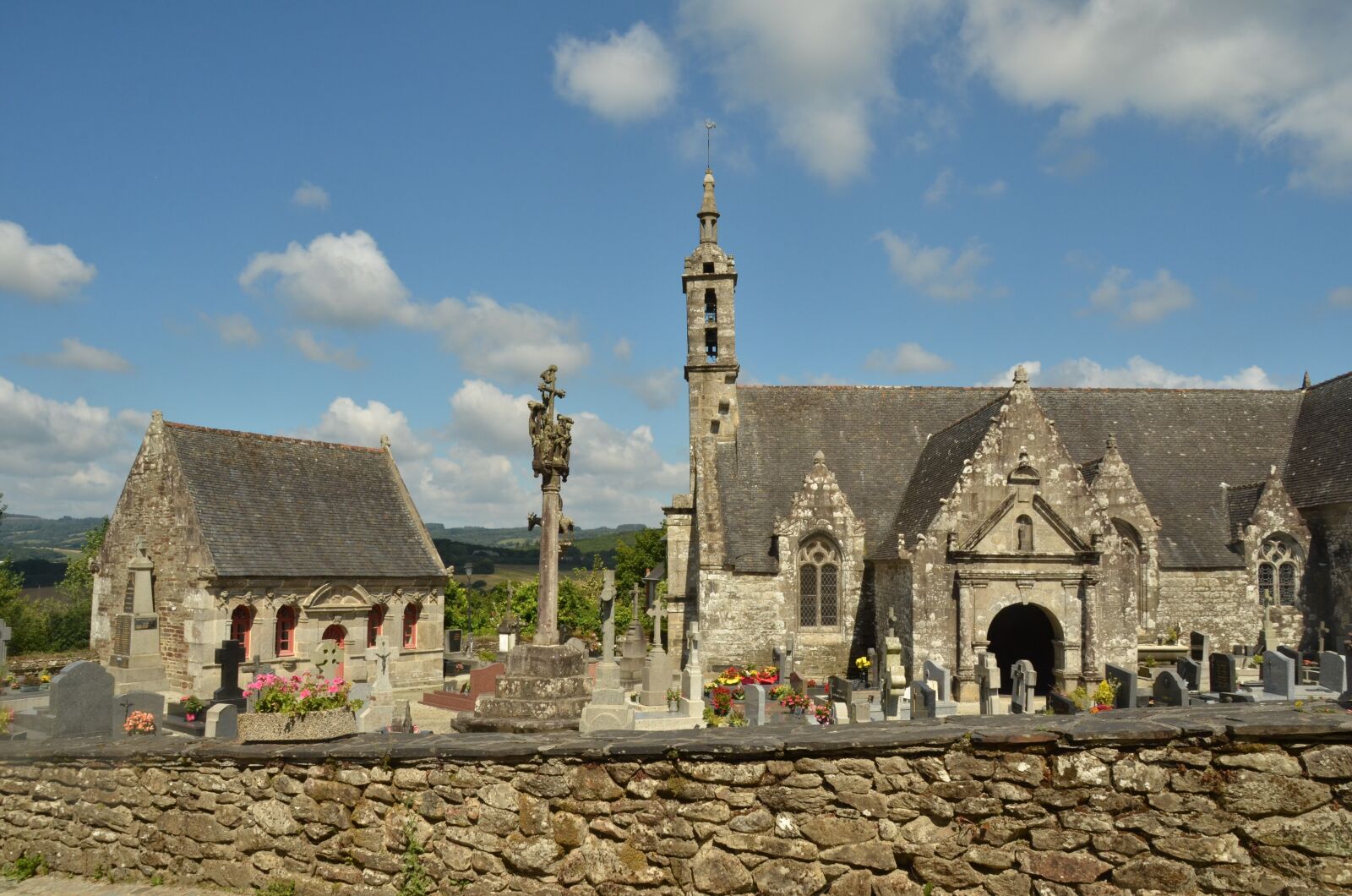 Nikon D7000 sample photo. Church, wall, ossuary photography