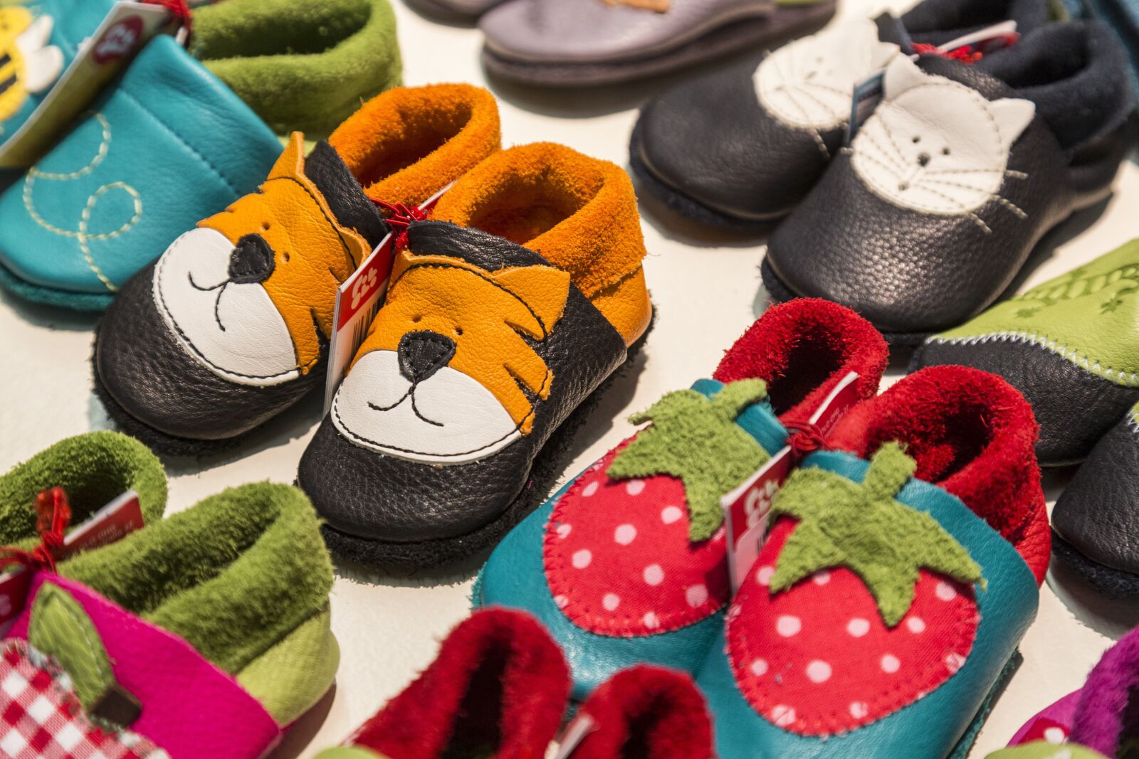 Canon EF 24-105mm F4L IS USM sample photo. Children, children's shoes, shoes photography