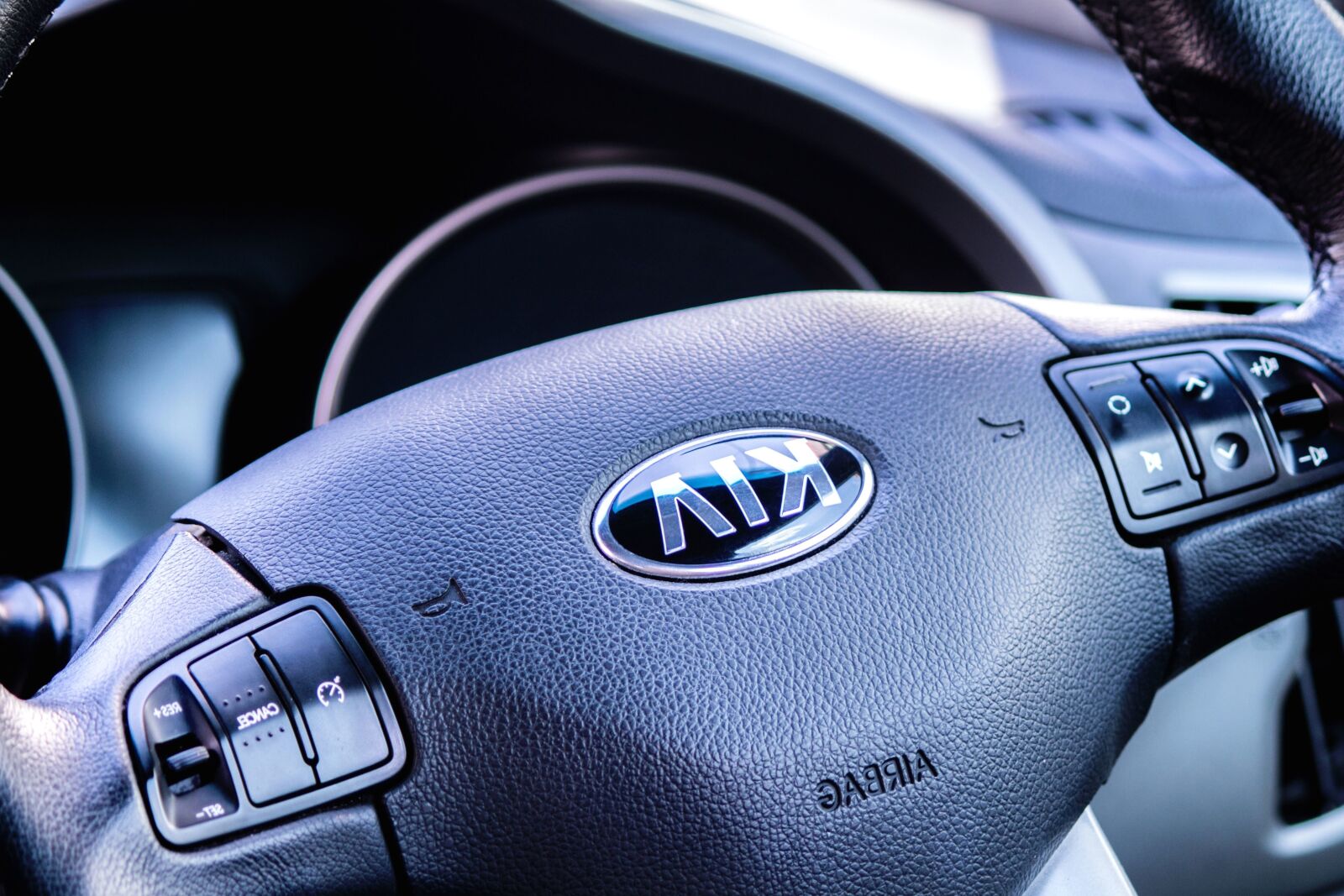 Canon EOS 760D (EOS Rebel T6s / EOS 8000D) sample photo. Button, steering wheel, car photography