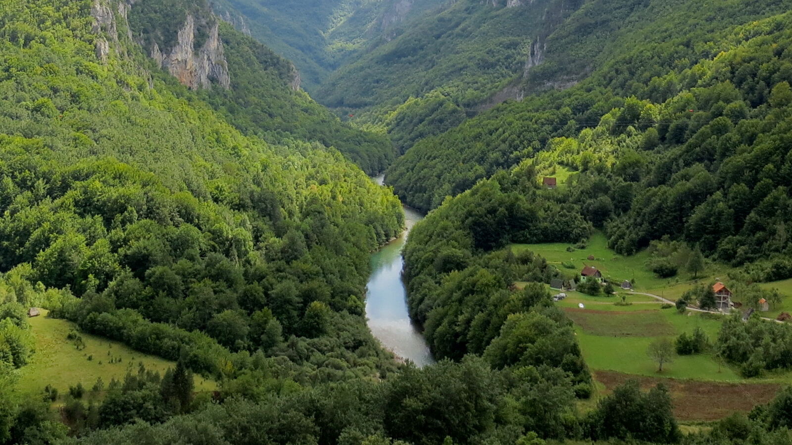 Canon PowerShot SX260 HS sample photo. Canyon, mountain, nature, nature photography