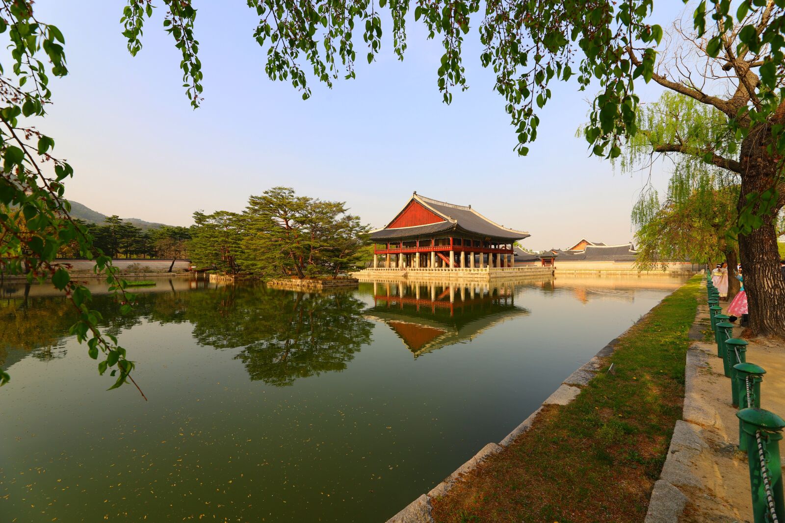 Canon EOS 6D Mark II sample photo. Gyeongbok palace, forbidden city photography