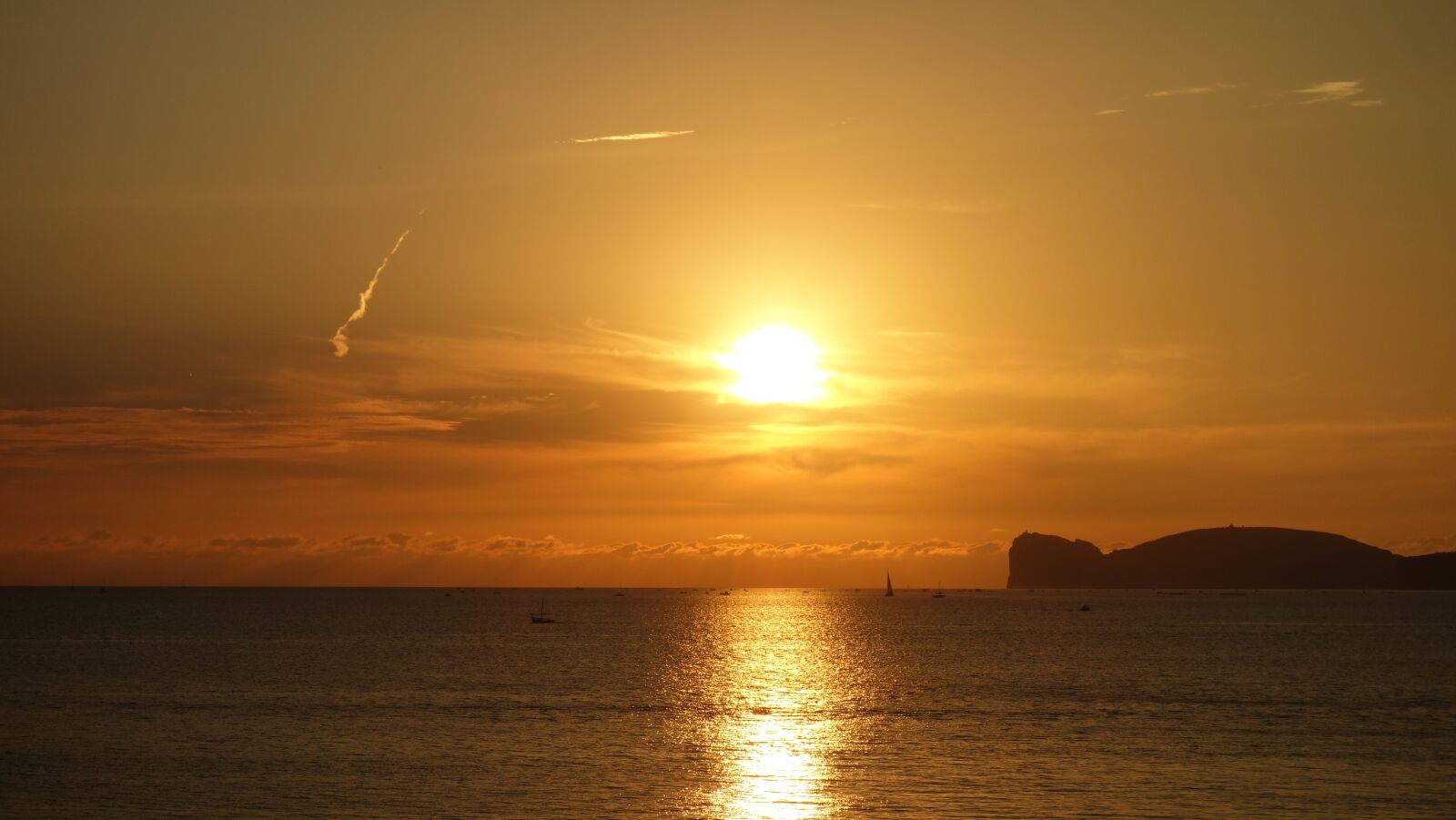 Sony Cyber-shot DSC-RX100 sample photo. Sardinia, sunset, sea photography