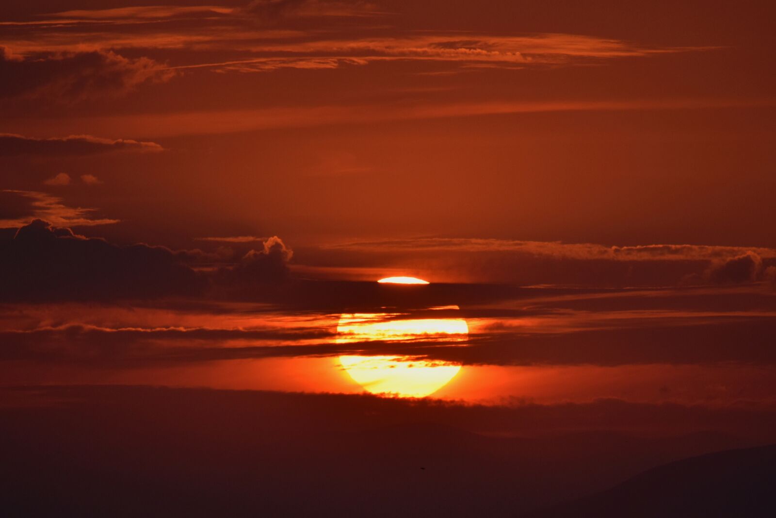 Nikon D3500 sample photo. Sun, sunset, clouds photography