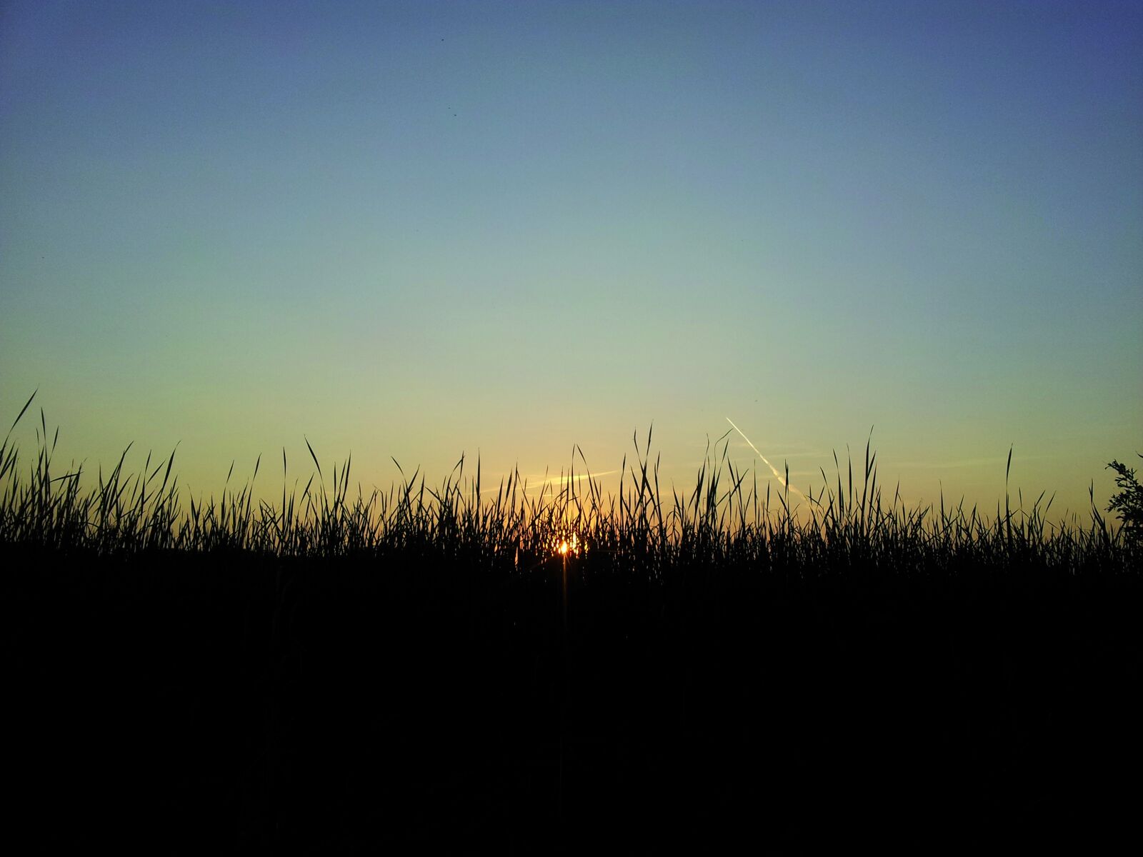 Samsung Galaxy S2 sample photo. Sunset, sky, landscape photography