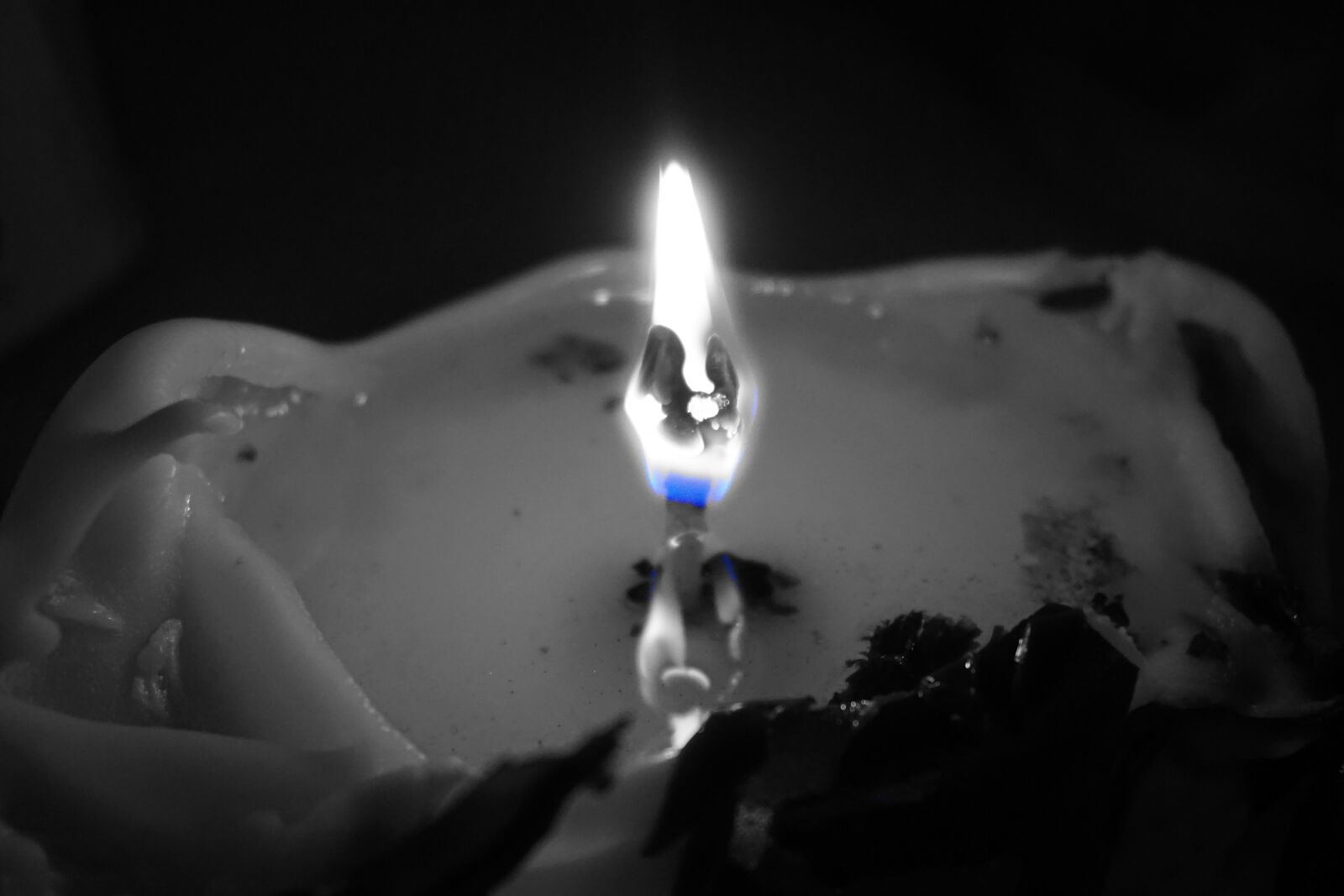 Sony a6000 sample photo. Candle, wick, flame photography