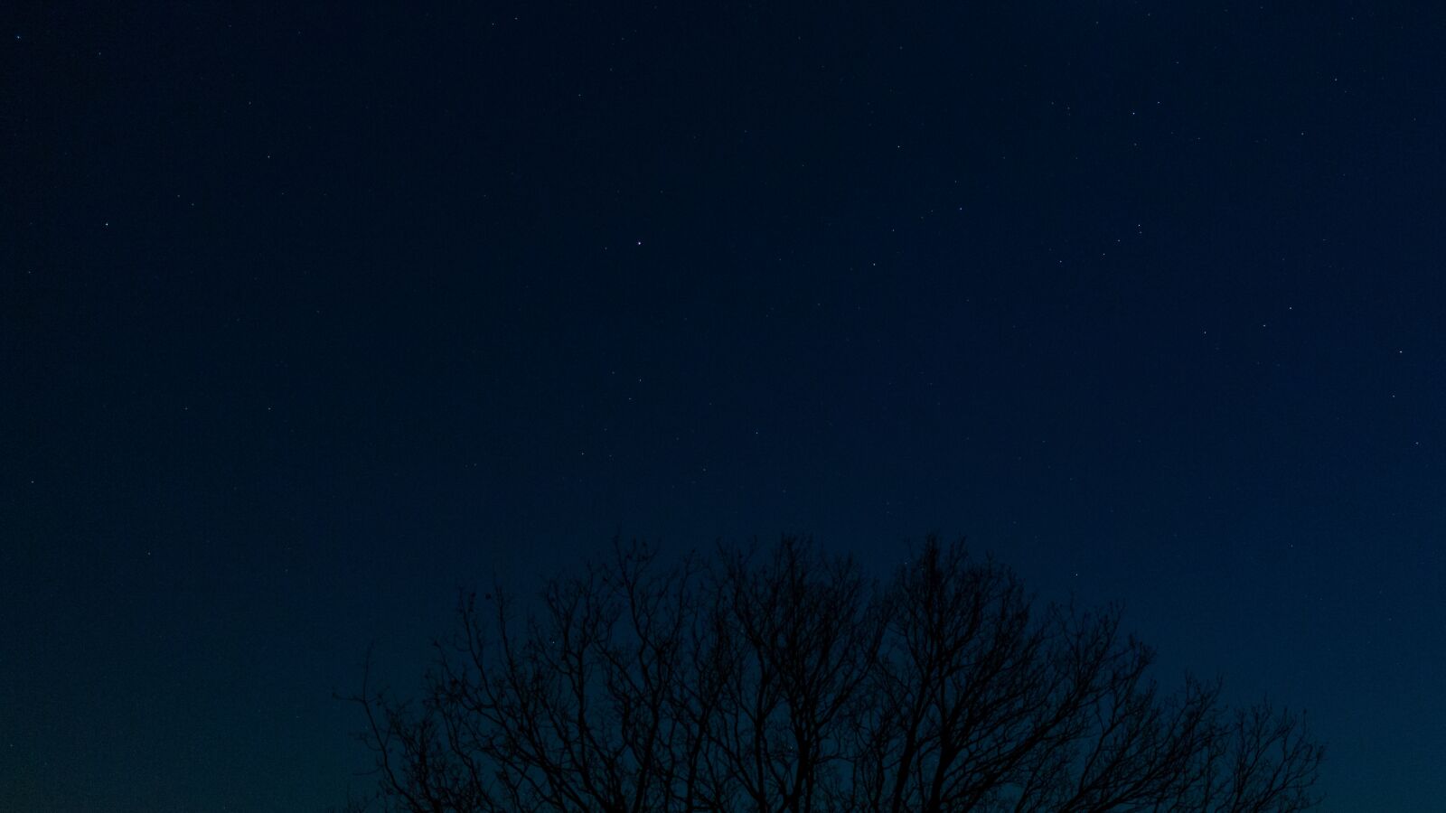 Canon EF-S 24mm F2.8 STM sample photo. Night, starry sky, night photography
