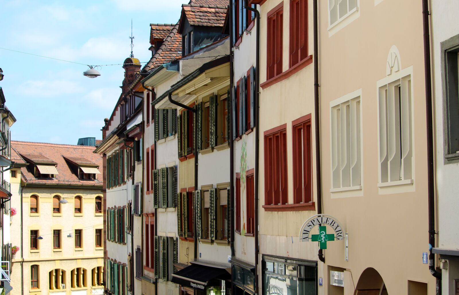 Canon EF-S 55-250mm F4-5.6 IS STM sample photo. Basel, historic center, facades photography