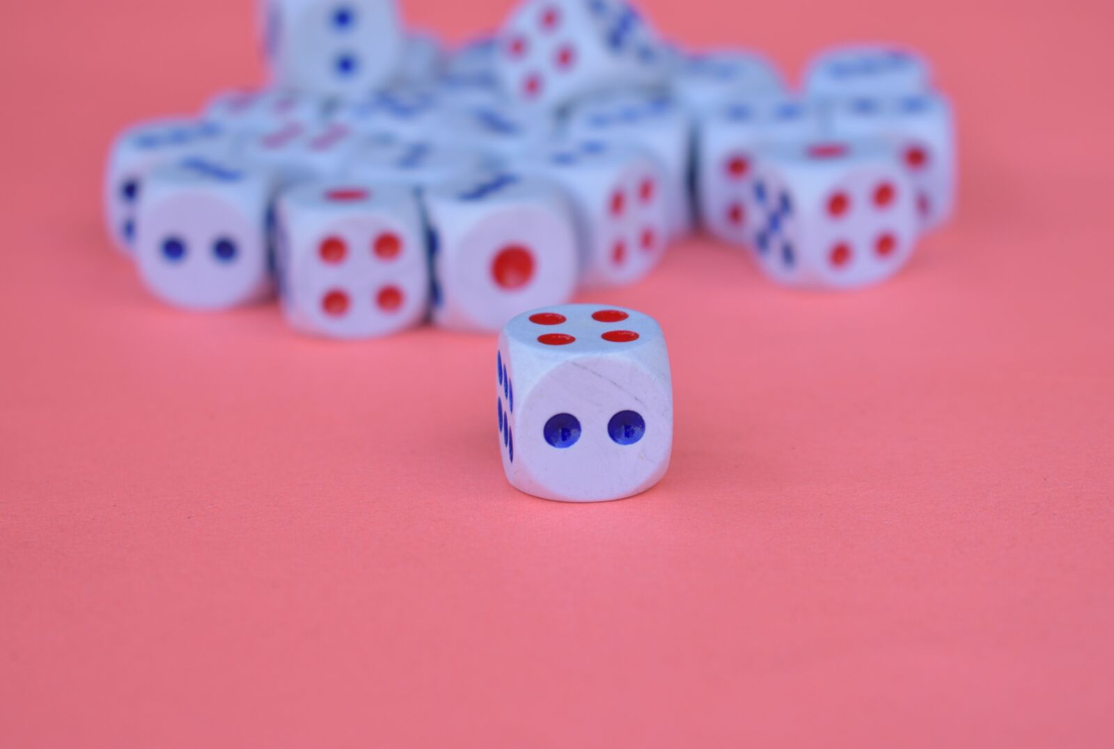 Nikon D3400 sample photo. Dices, cubes, play photography