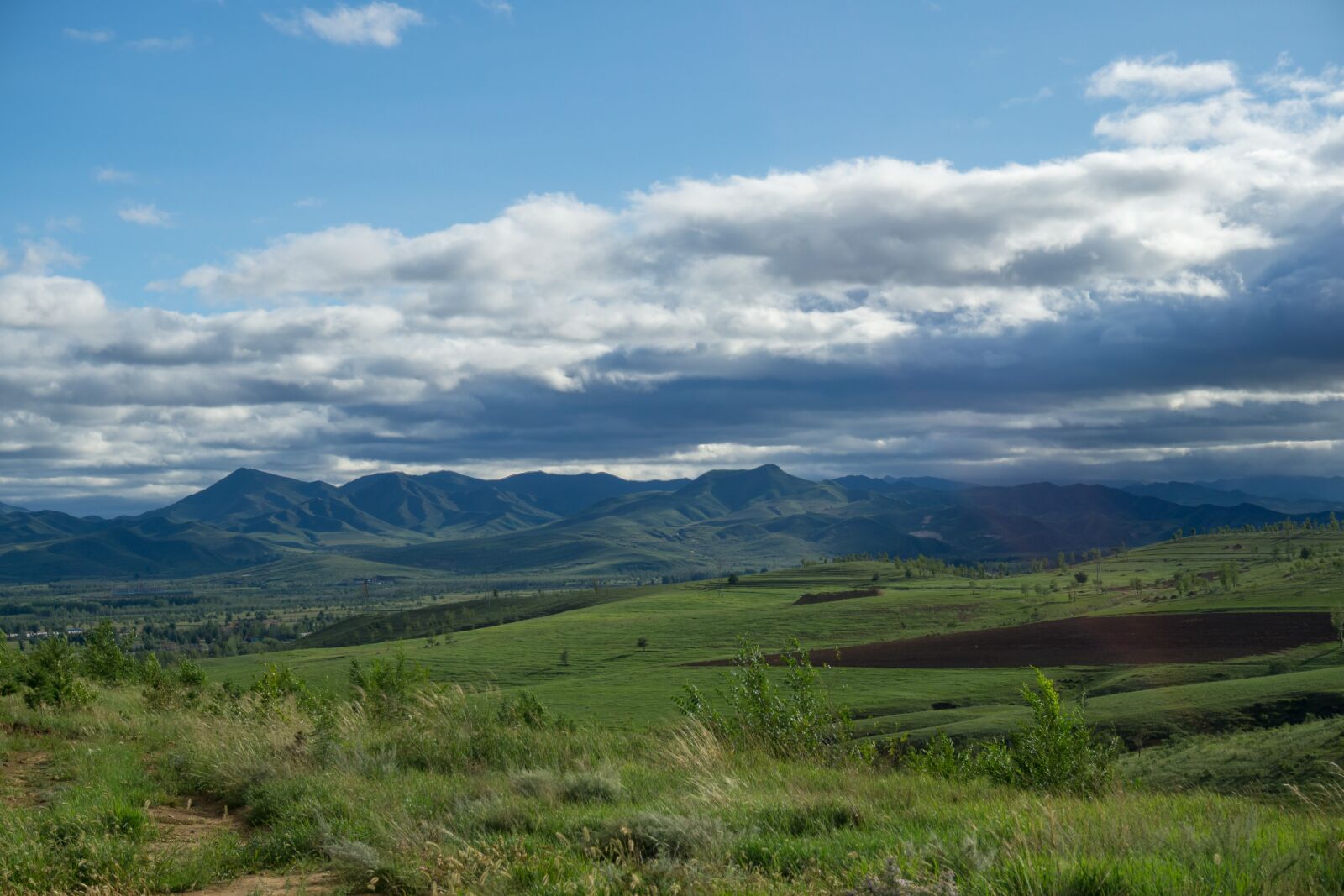Sony a5100 sample photo. Mountain, dark clouds, cloud photography