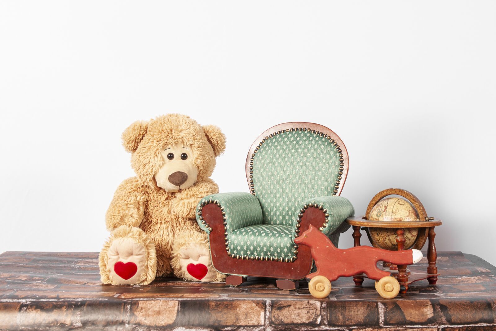 Nikon D300S sample photo. Backdrop, bear, vintage photography