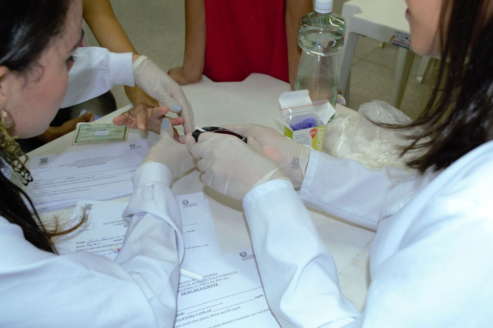 Nikon D3100 sample photo. Exam, blood, glycemia photography