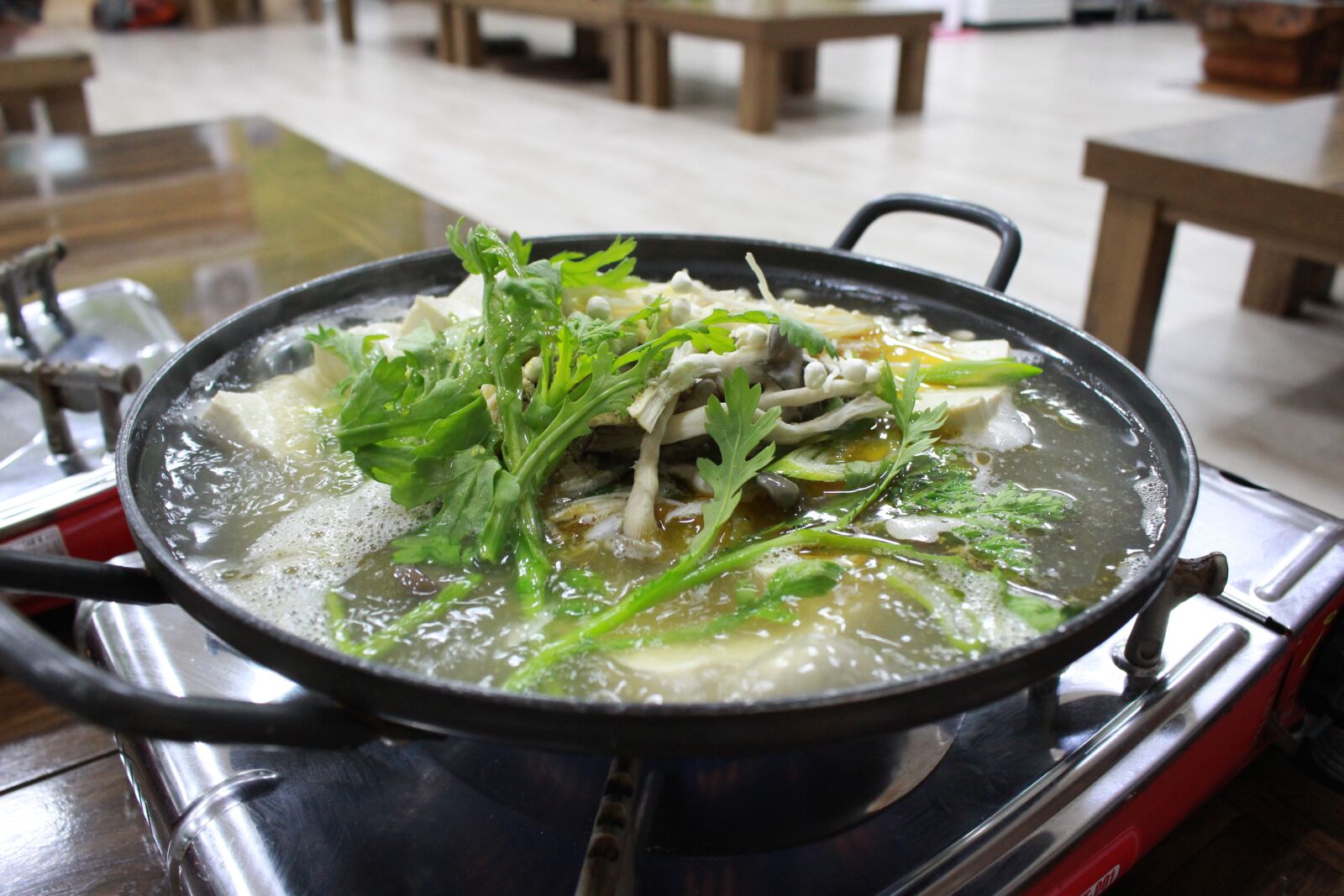 Canon EOS 100D (EOS Rebel SL1 / EOS Kiss X7) sample photo. Korean, tofu pot, bob photography