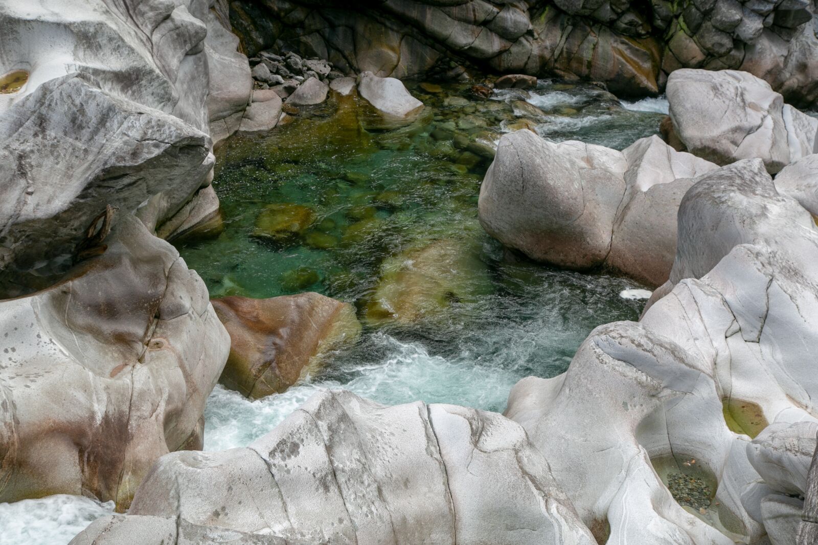 Canon EOS 6D + Canon EF 24-105mm F4L IS USM sample photo. Verzasca, rock, water photography