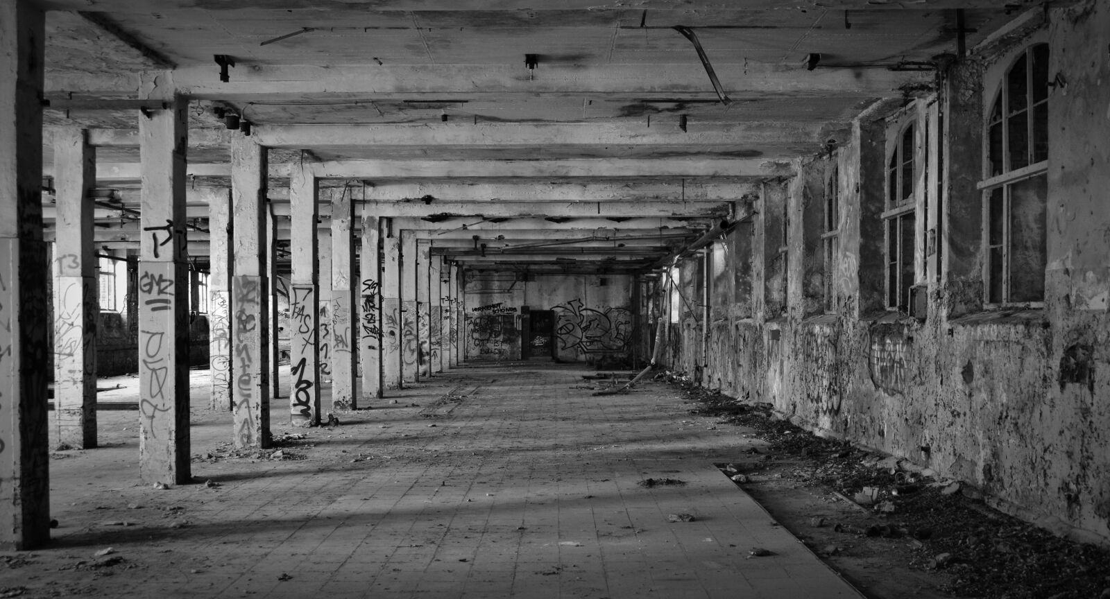 Nikon D5200 sample photo. Lost places, factory, black photography