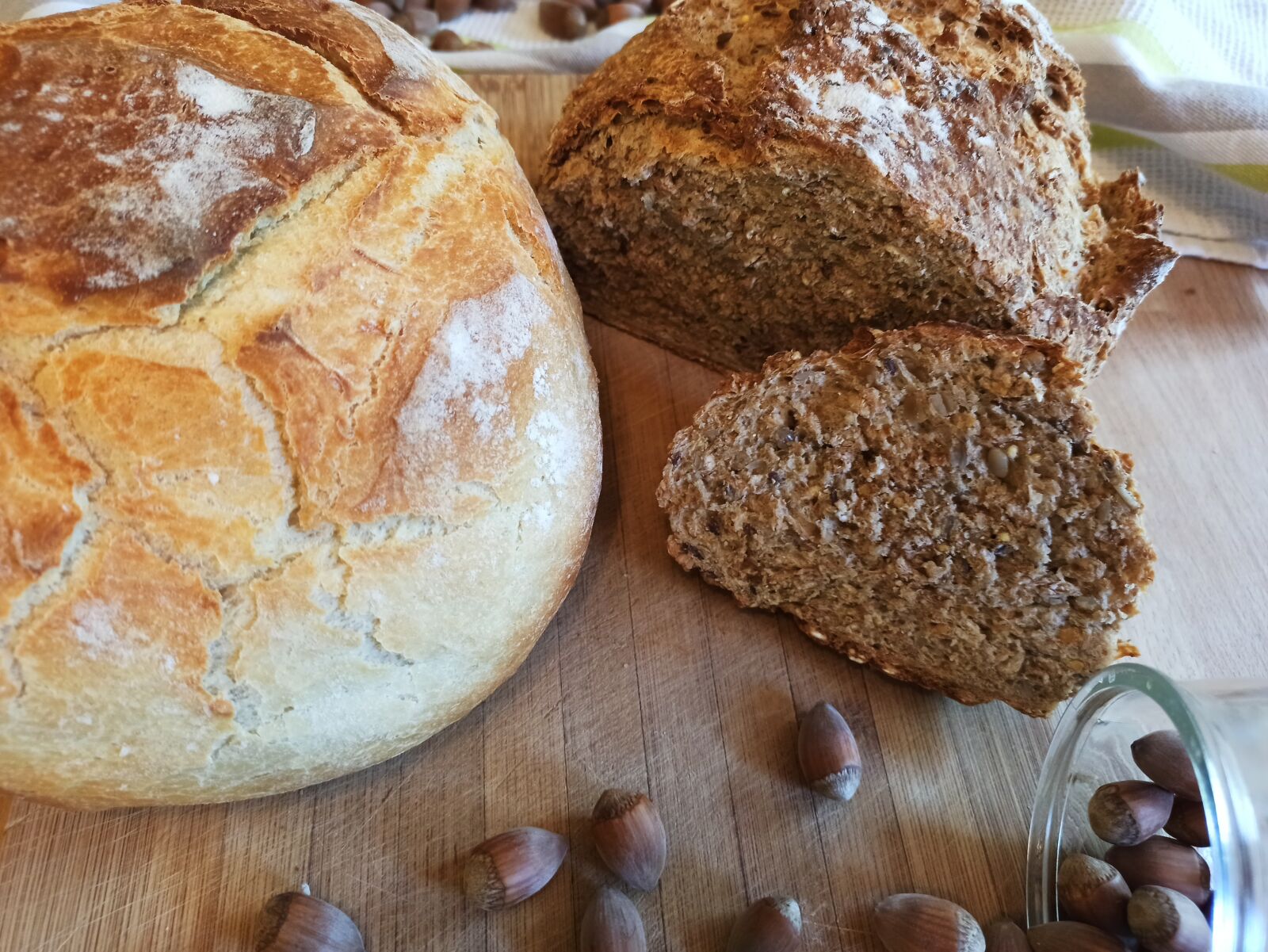 Xiaomi Redmi Note 8 Pro sample photo. Bread, white, grey photography