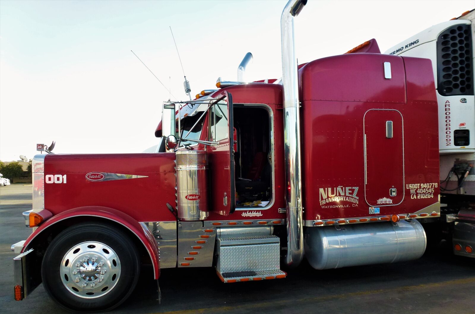 Panasonic Lumix DMC-ZS10 (Lumix DMC-TZ20 / Lumix DMC-TZ22) sample photo. Vehicle, transport, truck photography