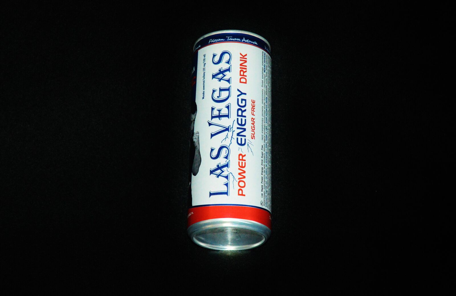 Nikon D3200 sample photo. Energy drink, box, las photography