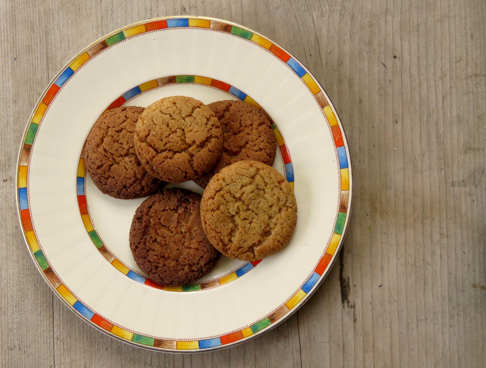 Canon PowerShot SX60 HS sample photo. Cookies, biscuits, ginger biscuits photography