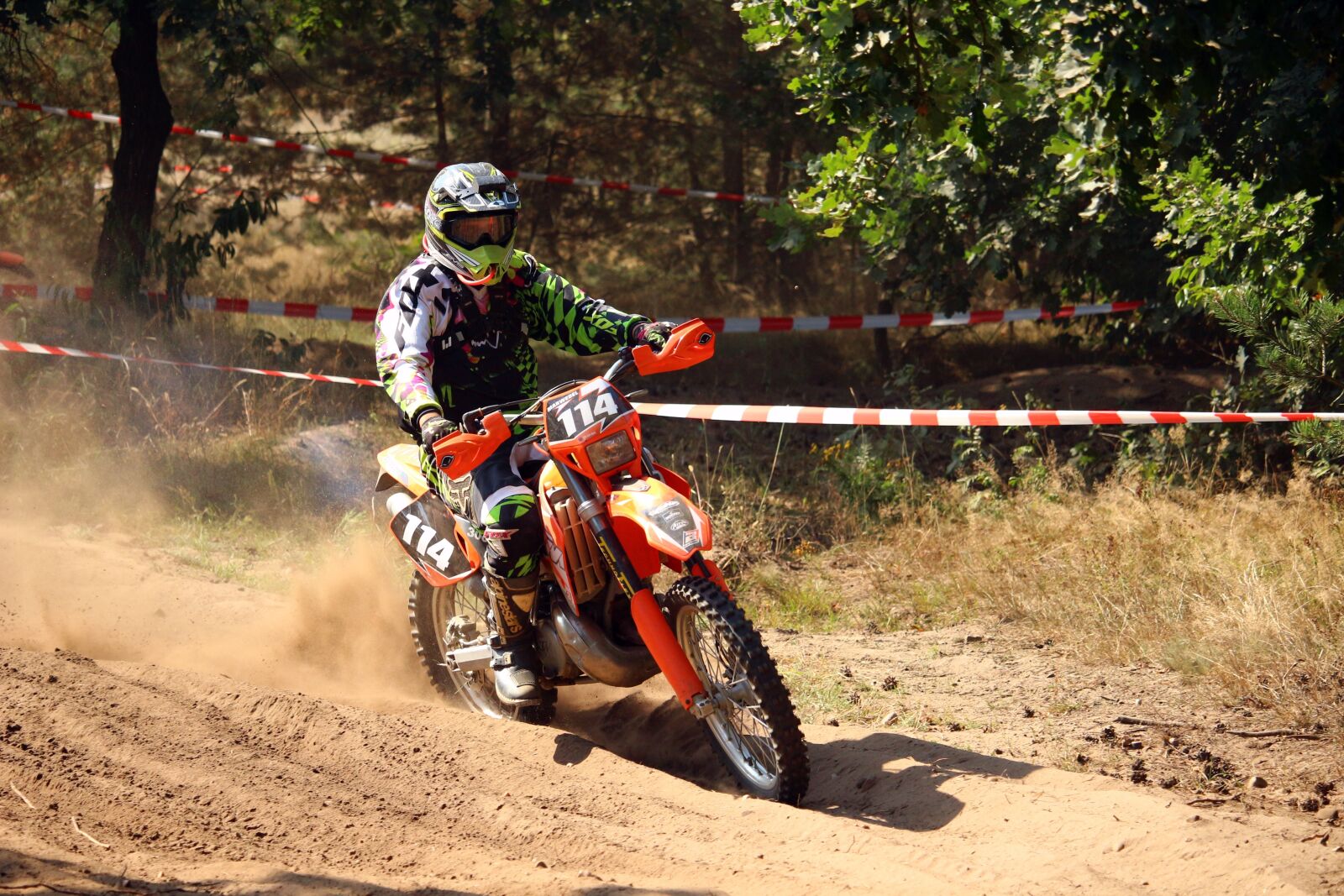 Canon EOS 100D (EOS Rebel SL1 / EOS Kiss X7) sample photo. Motocross, enduro, motorsport photography
