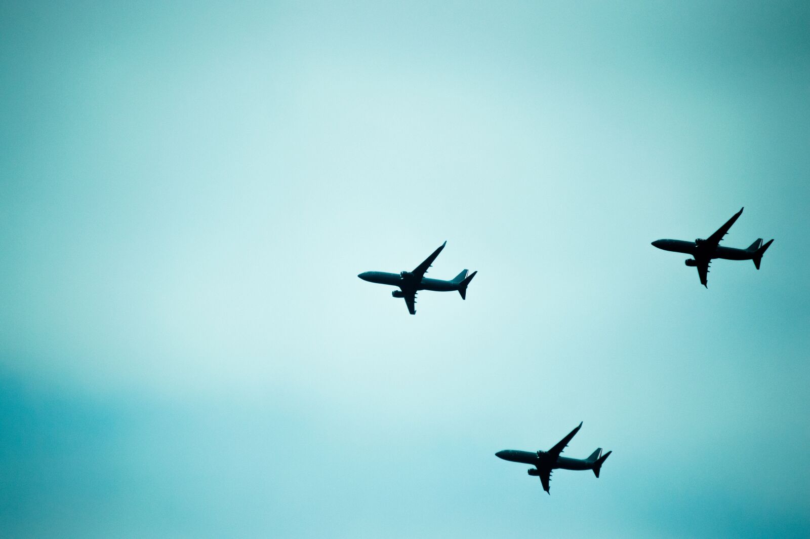 Nikon D3200 sample photo. Air, training, transport photography