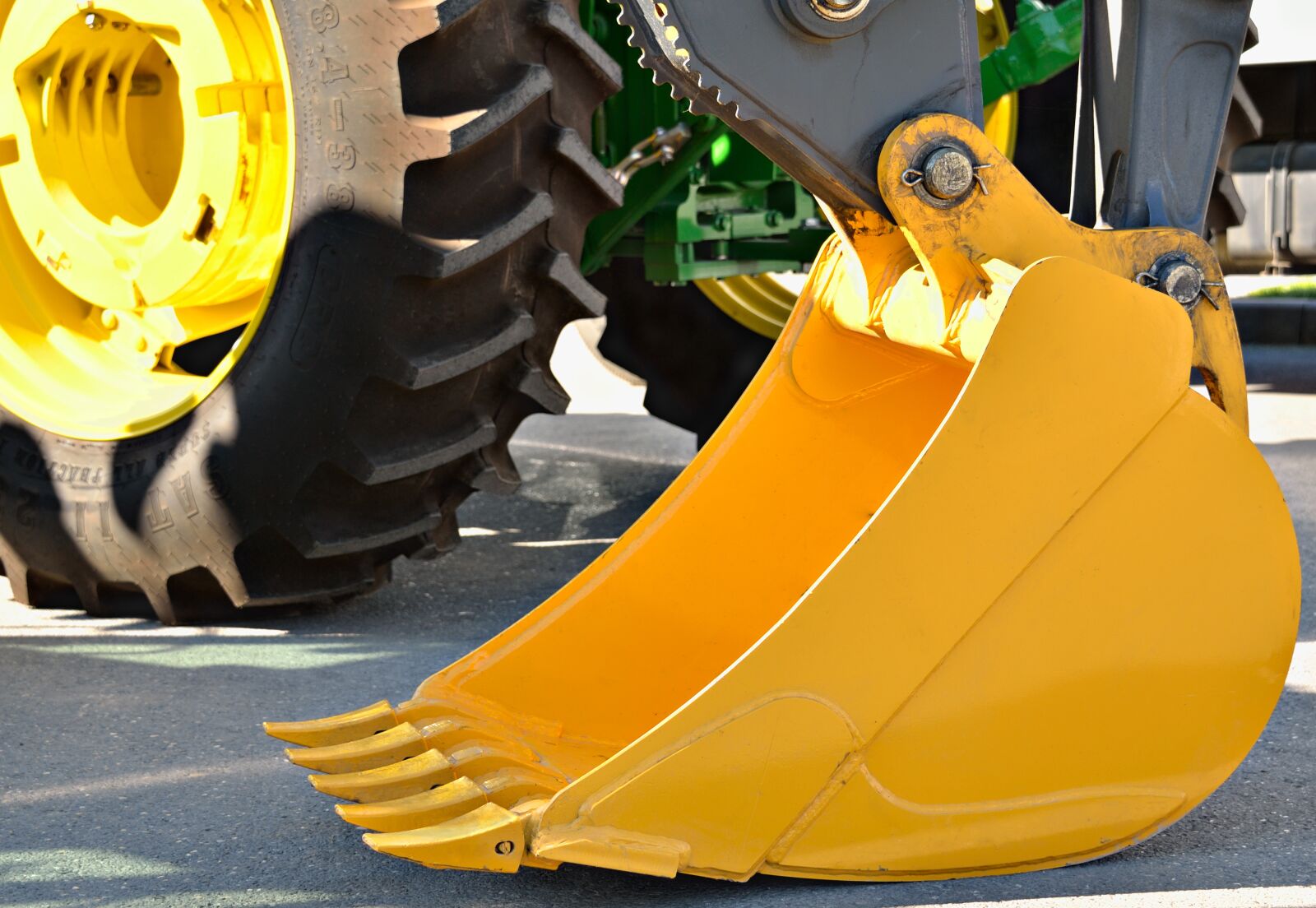 Nikon D7000 sample photo. Background, bucket, excavator photography