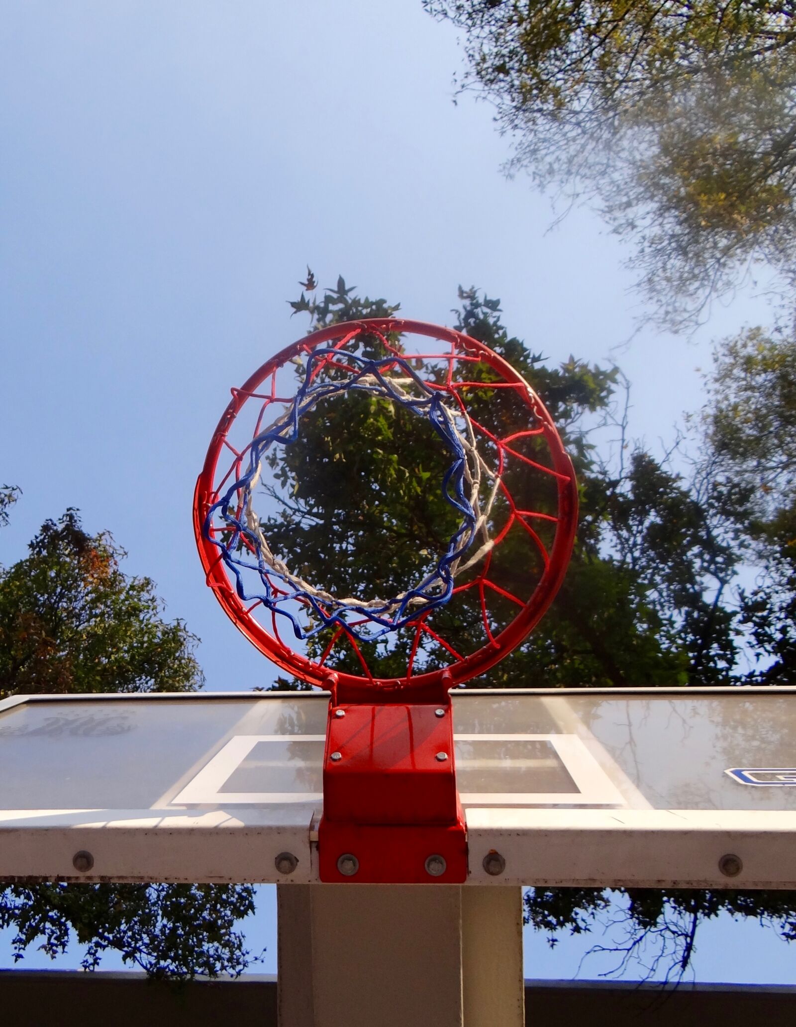 Sony Cyber-shot DSC-HX100V sample photo. Basketball, basket, game photography