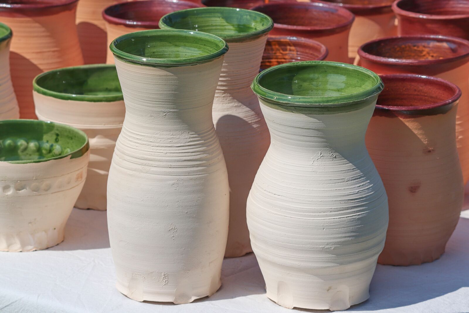 Canon EOS 200D (EOS Rebel SL2 / EOS Kiss X9) sample photo. Ceramic, handmade, craft photography