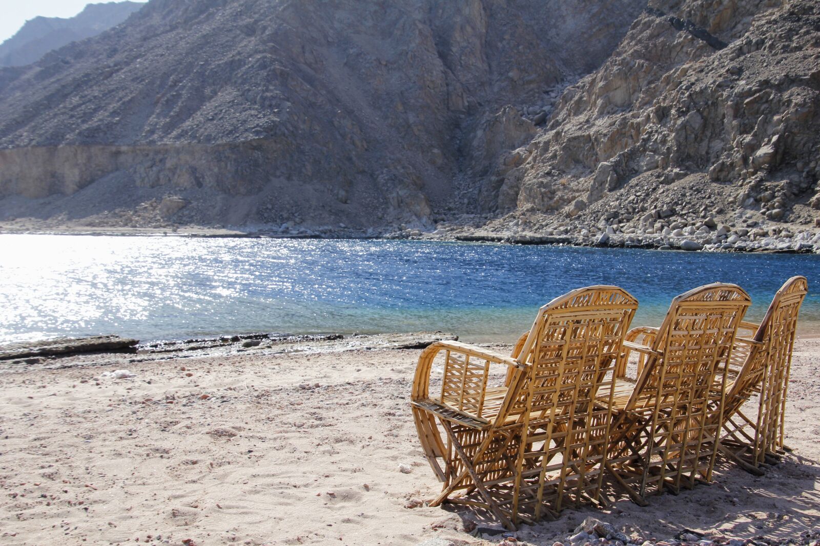 Canon EOS 60D sample photo. Wicker furniture, hand labor photography