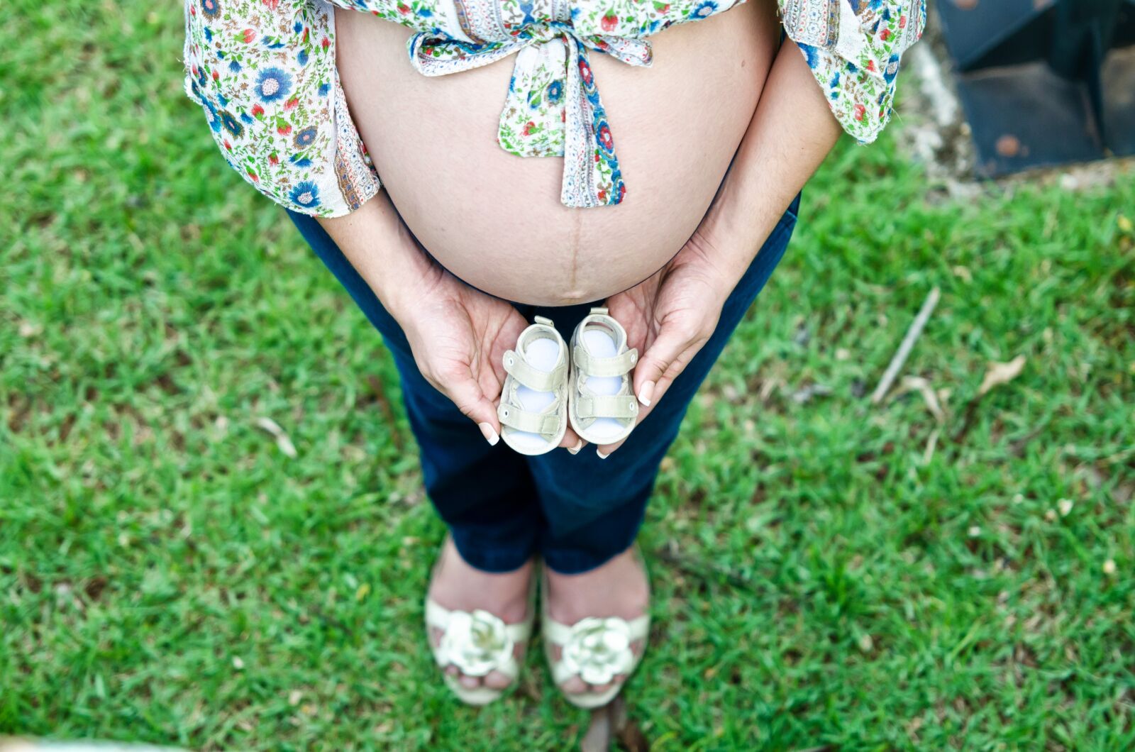 Nikon D7000 sample photo. Pregnant woman, belly of photography