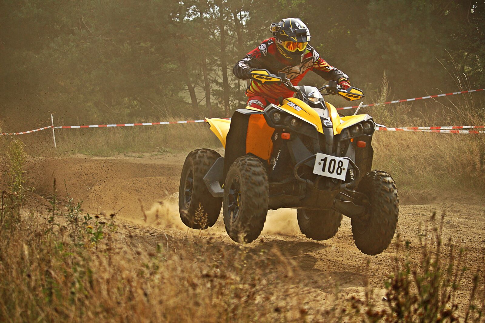 Canon EOS 100D (EOS Rebel SL1 / EOS Kiss X7) sample photo. Motocross, enduro, quad photography