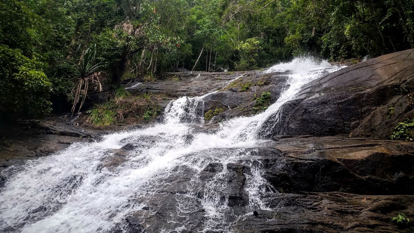 Samsung Galaxy S5 sample photo. Waterfall, thailand, nature photography
