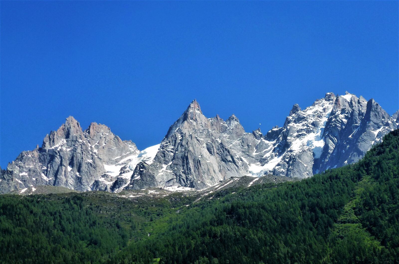 Panasonic Lumix DMC-ZS10 (Lumix DMC-TZ20 / Lumix DMC-TZ22) sample photo. Alpe, mountain, top photography