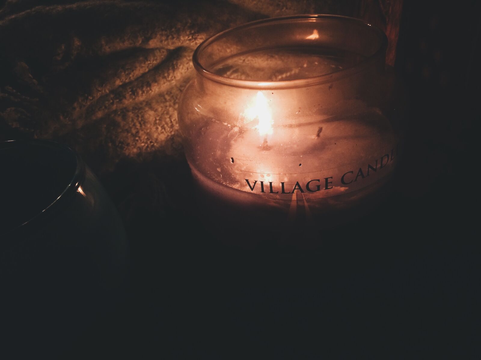 iPhone 5s back camera 4.15mm f/2.2 sample photo. Candle, dark, light photography