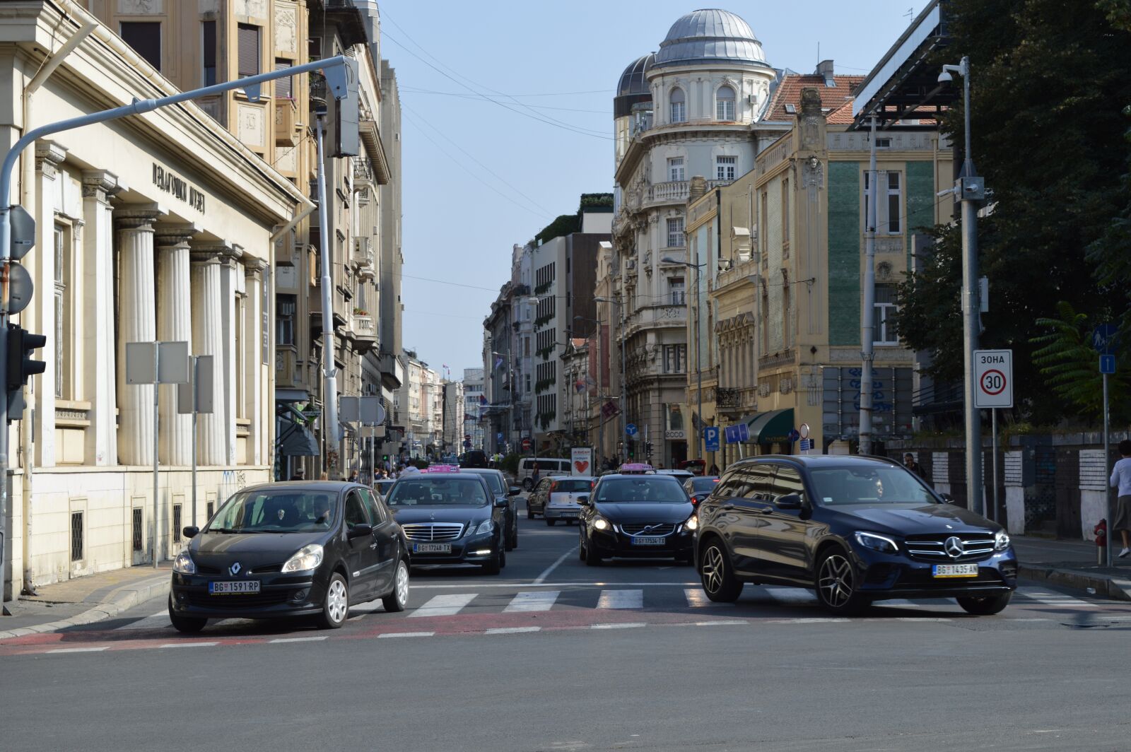 Nikon D3200 sample photo. Street, cars, traffic photography