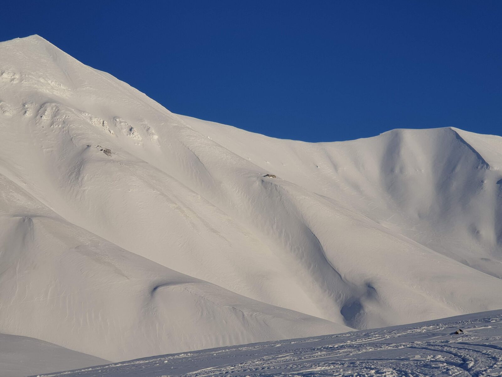 Samsung Galaxy S9+ sample photo. Svalbard, longyear, norway photography