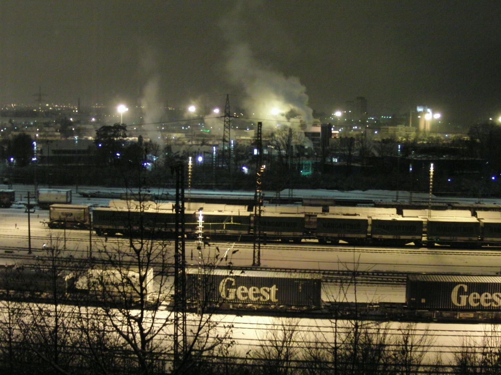 CASIO EX-FC100 sample photo. Railway, winter, snow photography