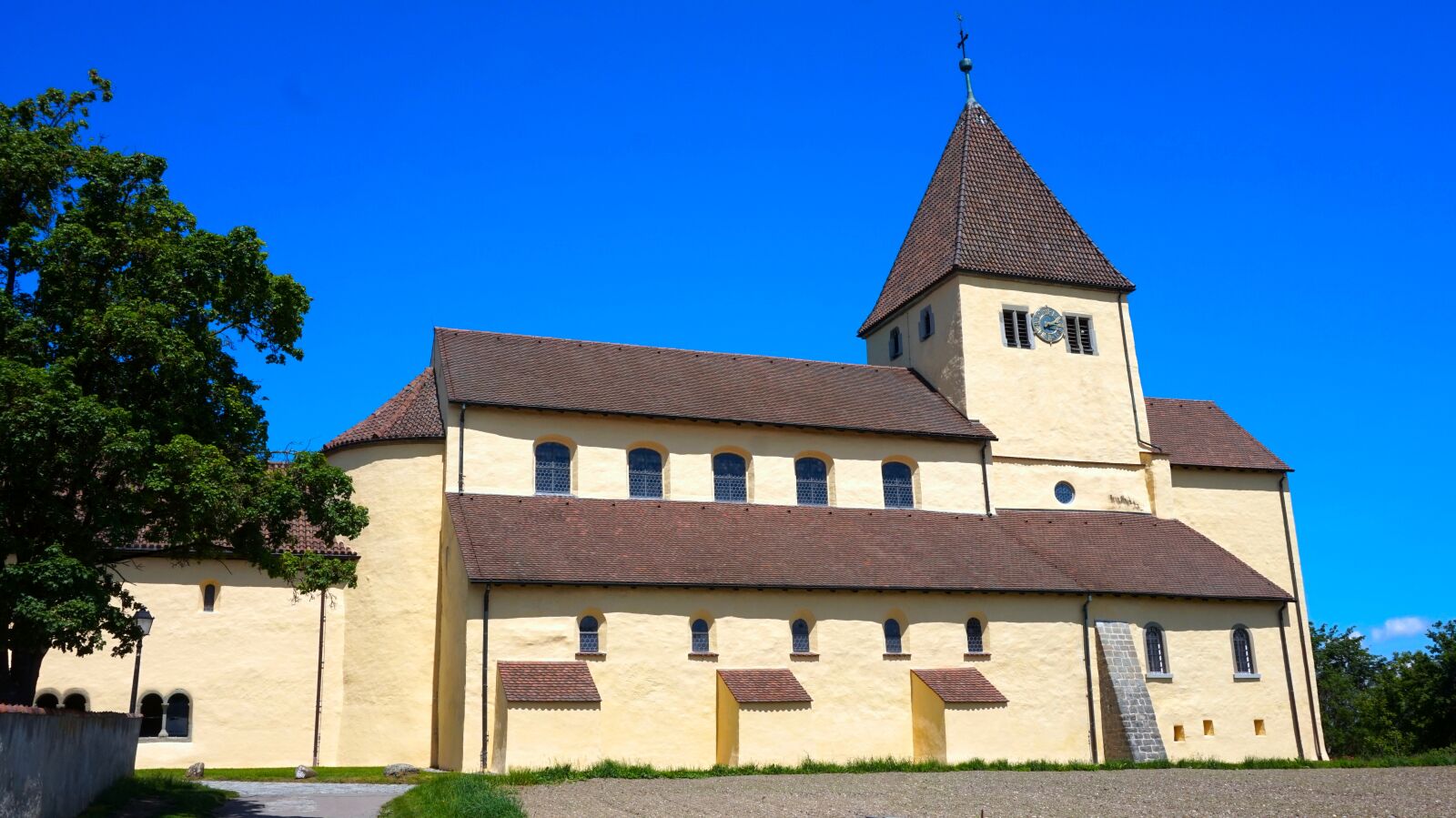 Sony Alpha a5000 (ILCE 5000) sample photo. Monastery, monastery church, church photography