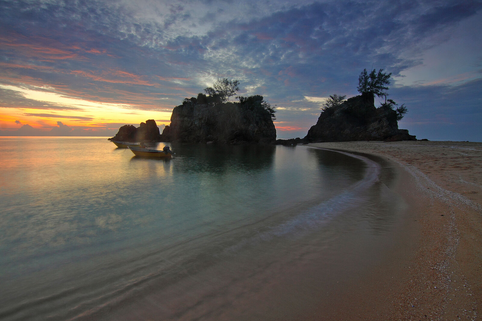 Canon EOS 50D sample photo. Seashore, during, sunrise, photo photography