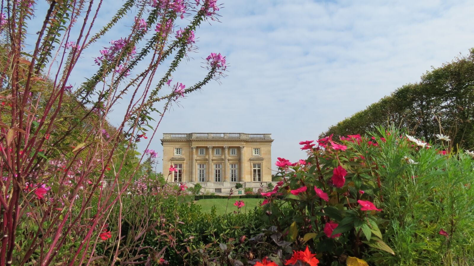 Canon PowerShot SX40 HS sample photo. Petit, trianon, versailles photography