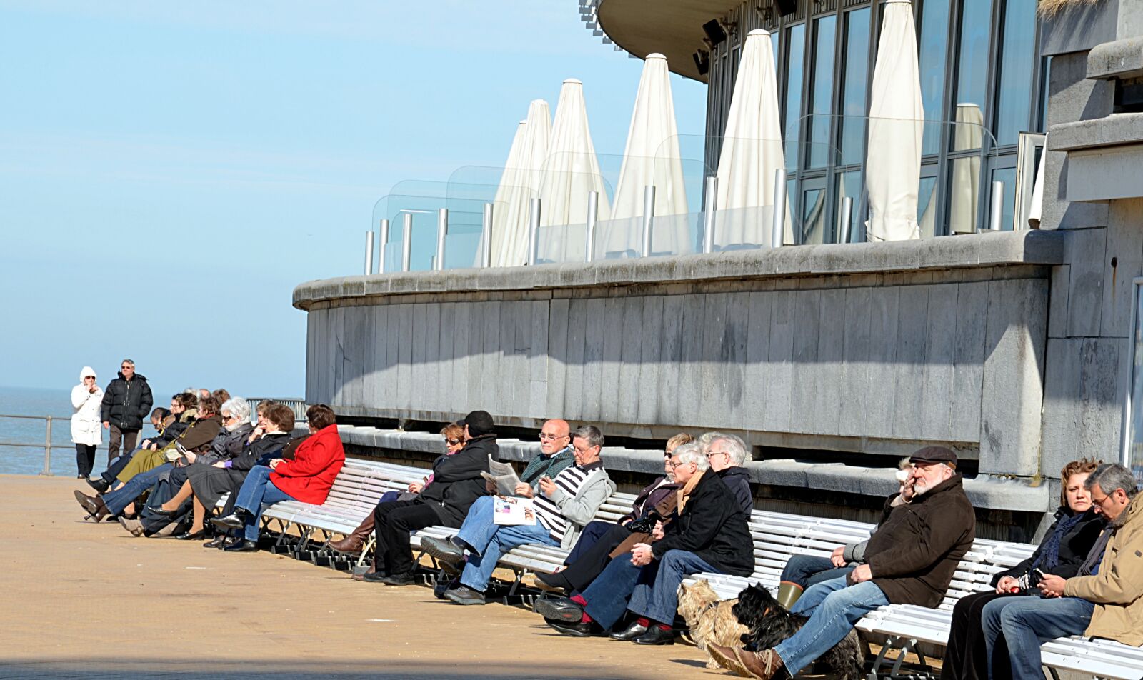 Nikon D5100 sample photo. Oostende, casino, bank photography