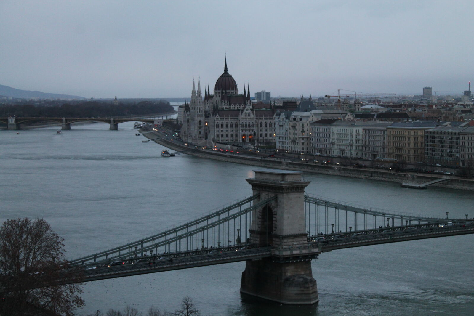Canon EOS 1100D (EOS Rebel T3 / EOS Kiss X50) sample photo. City, view, twilight photography