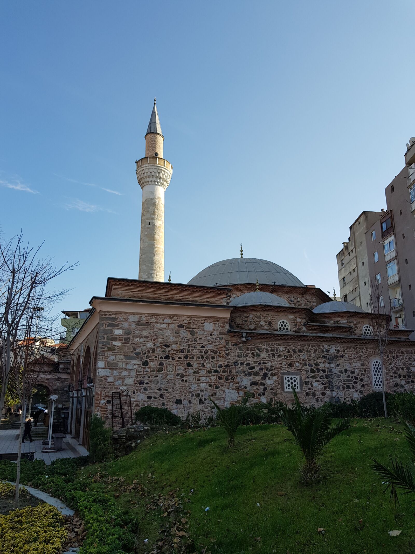 Samsung Galaxy S8+ sample photo. Cami, minaret, dome photography