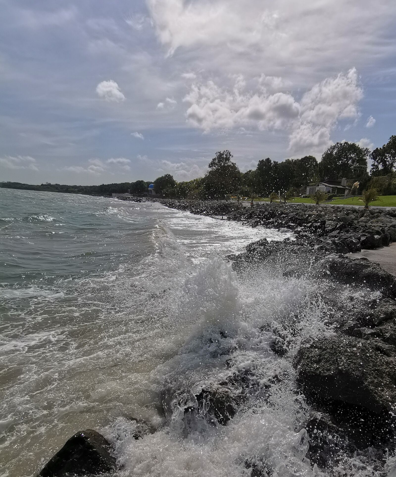 HUAWEI P30 Pro sample photo. Wave, sea, foam photography