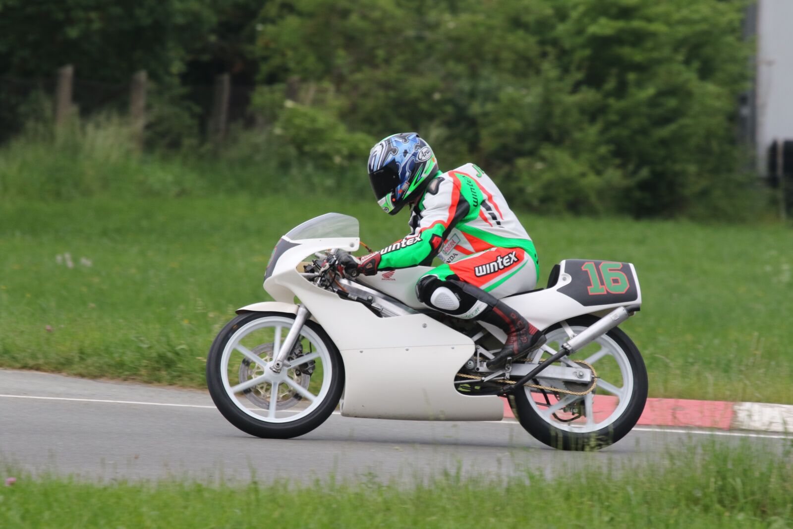 Canon EF 100-400mm F4.5-5.6L IS USM sample photo. Motorsport, 125cc honda, motorsport photography