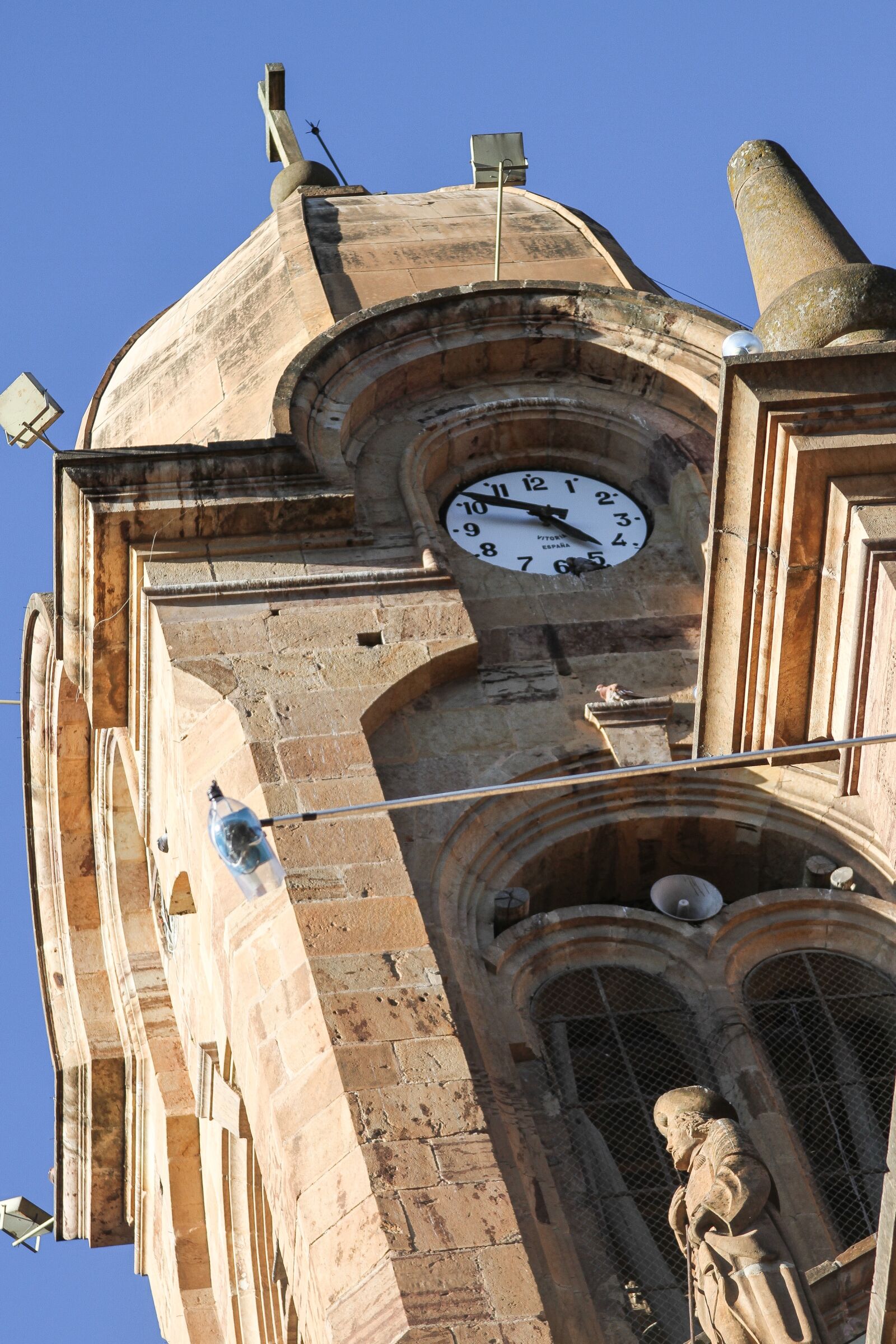 Canon EF 28-135mm F3.5-5.6 IS USM sample photo. Tower, clock, the clock photography