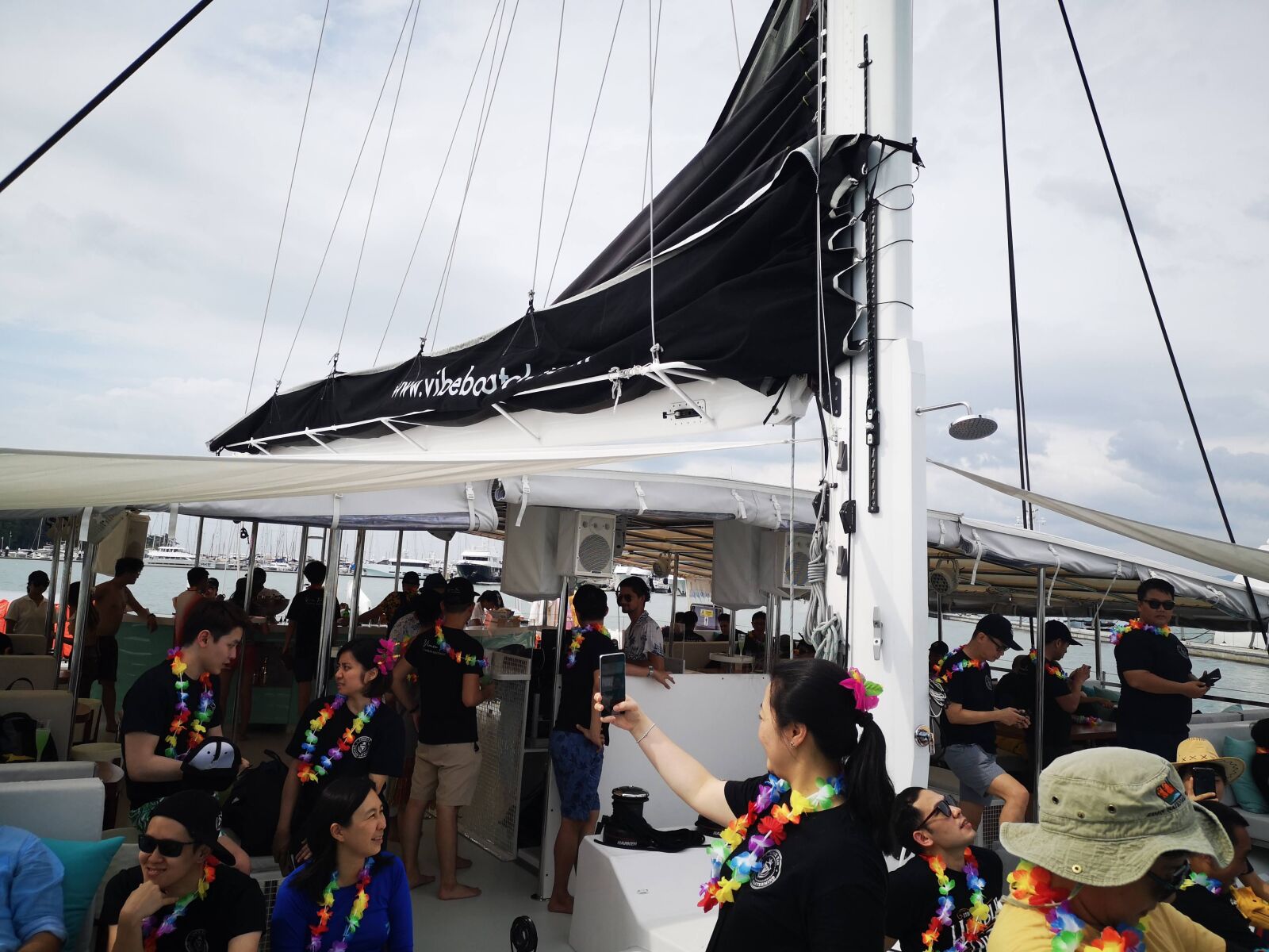 HUAWEI P20 sample photo. Yacth, party, ocean photography